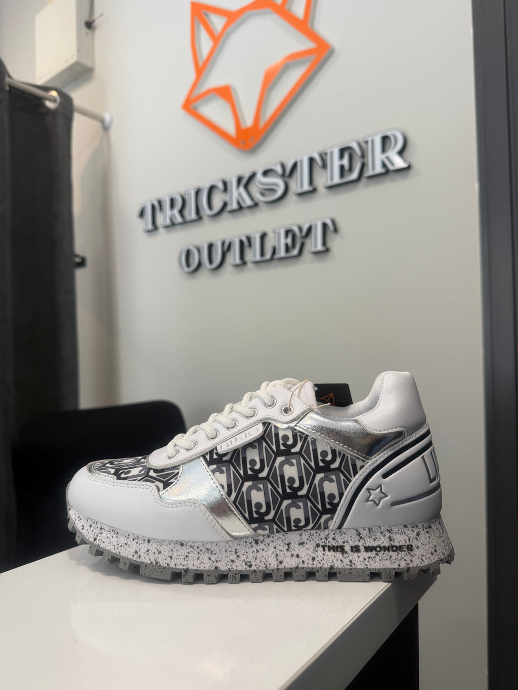 Дамски Обувки LIU JO WONDER 24- SNEAKER