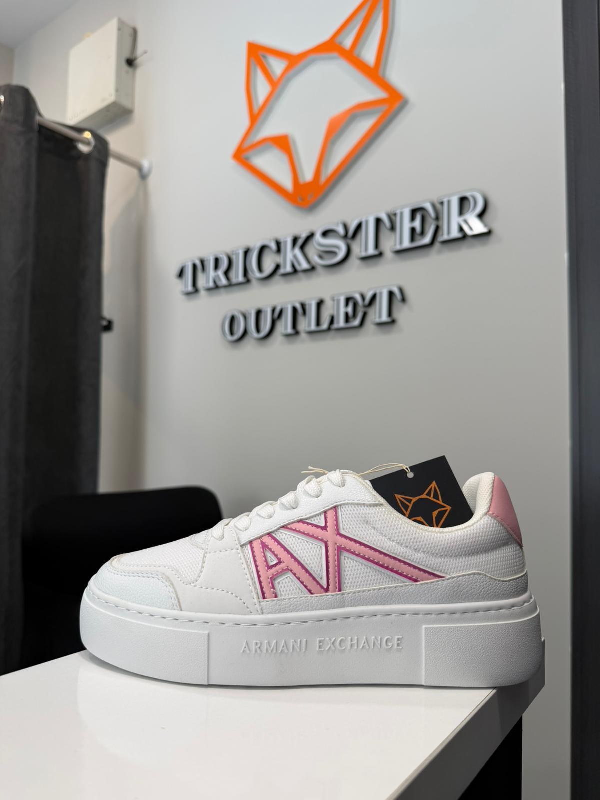 Дамски обувки Armani Exchange XDX178 – Бяло/Розово
